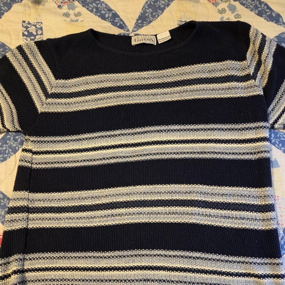 Basic Editions navy blue white striped short sleeve sweater shirt